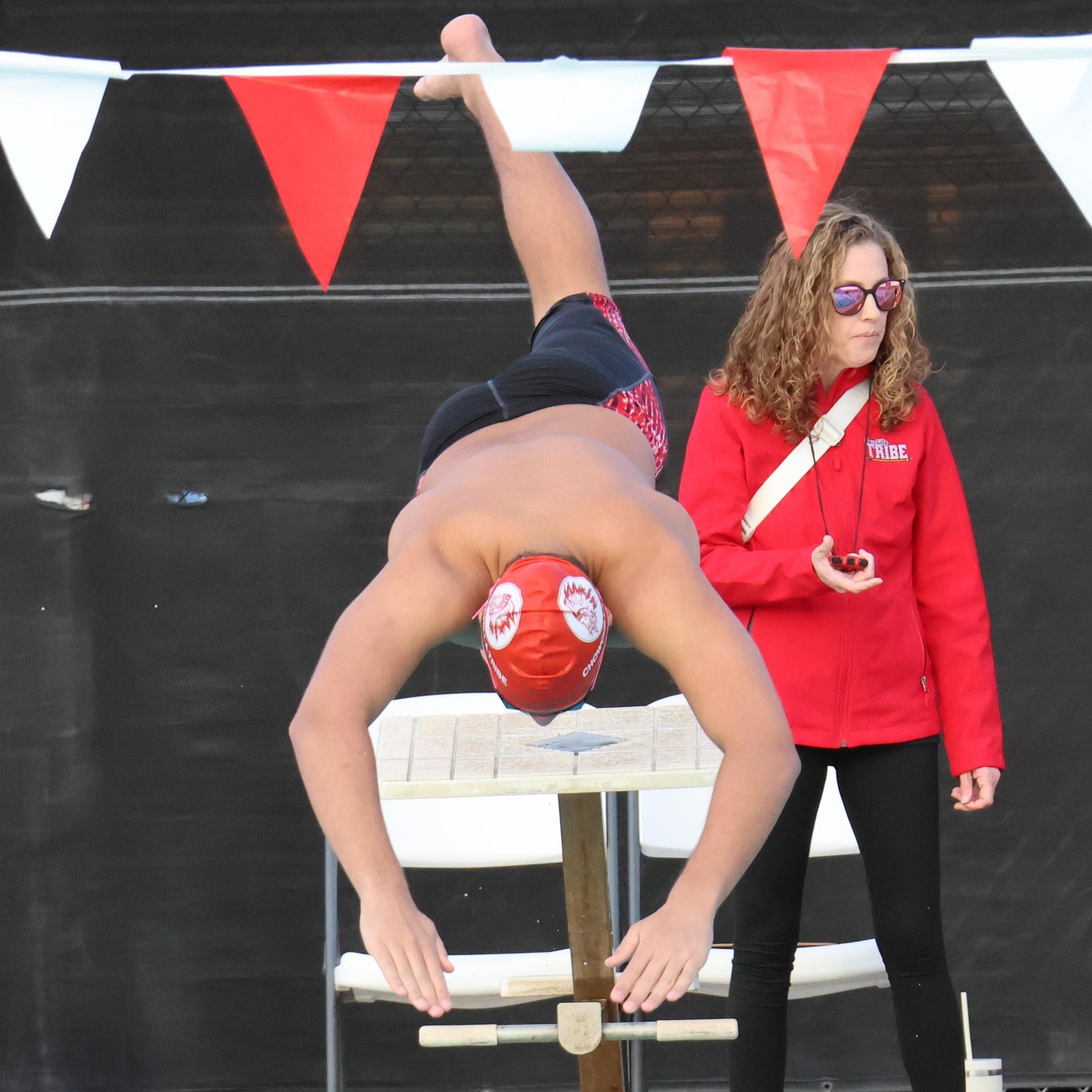 Ross Munoz swimming