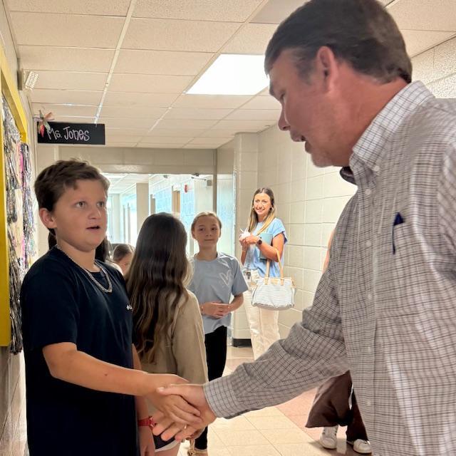 proper hand shake