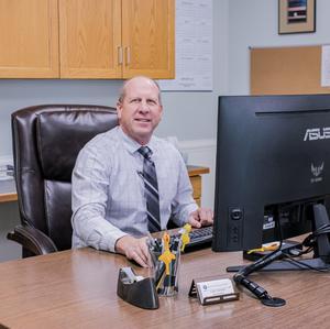 Superintendent Gary Thomas