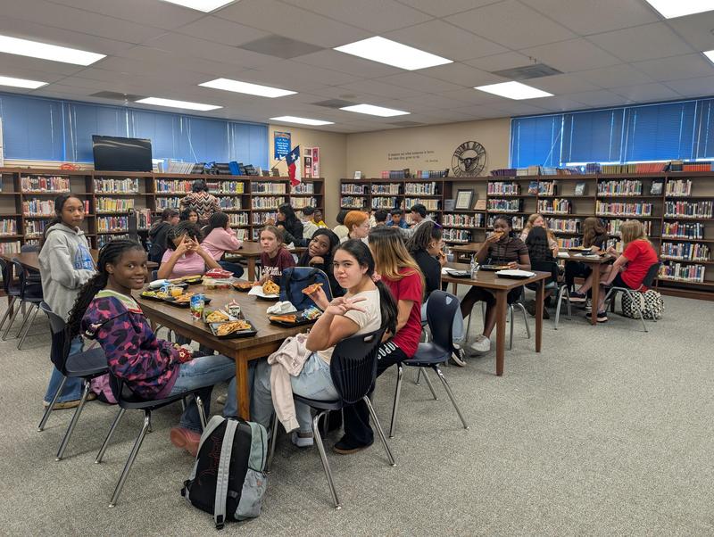 Dime Box PTO treated our Honor Roll students to a pizza party! 🍕 Thumbnail Image