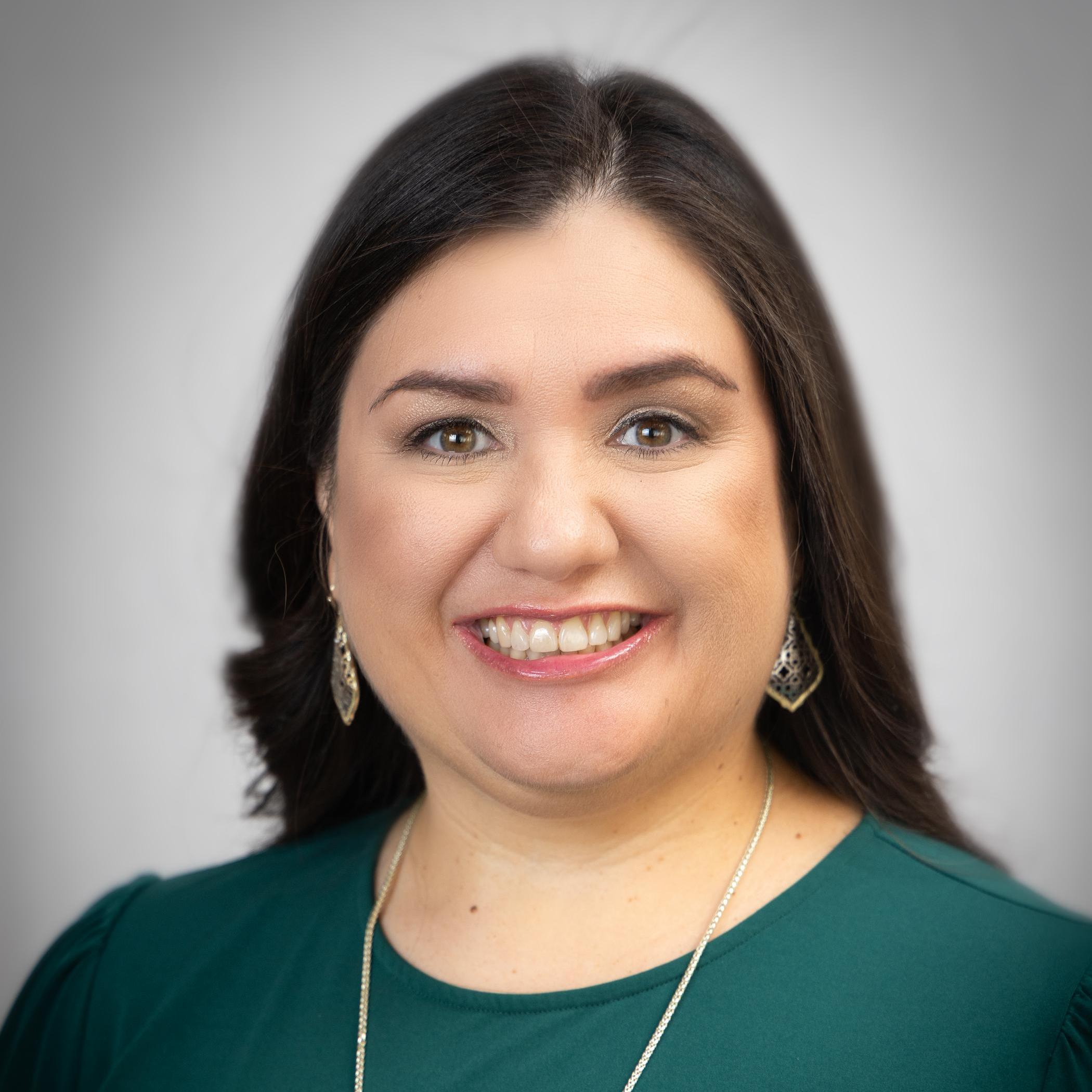 LauraDavila's Profile Photo