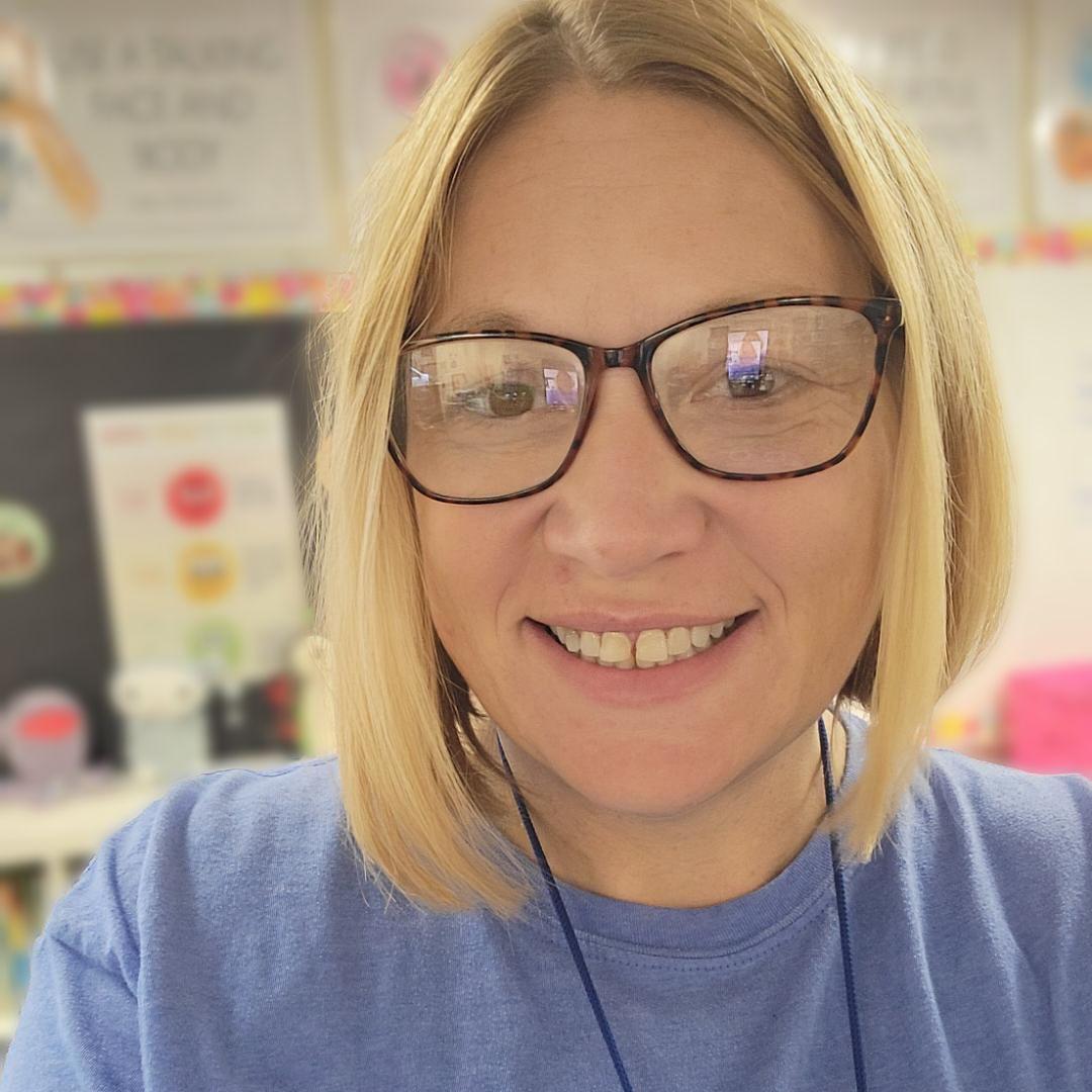KellyCronic's Profile Photo