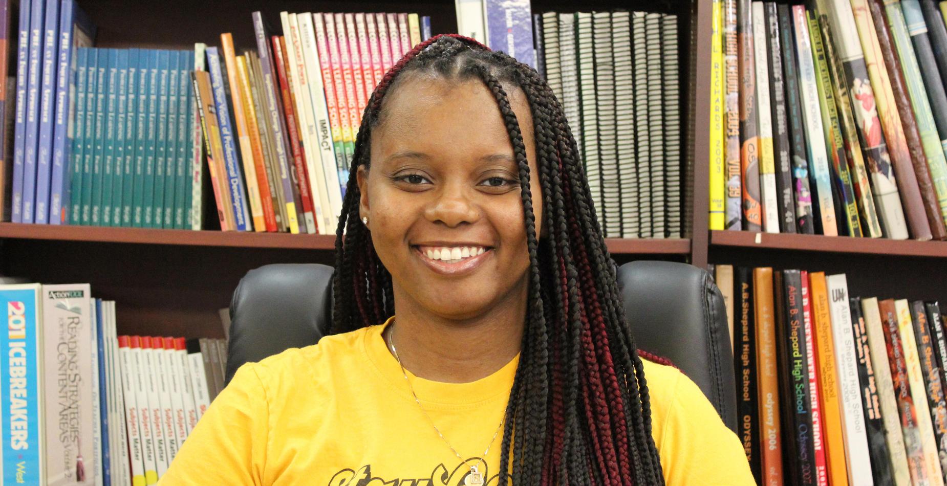 Welcome to new DLC/SLC faculty member Michelle Rogers!