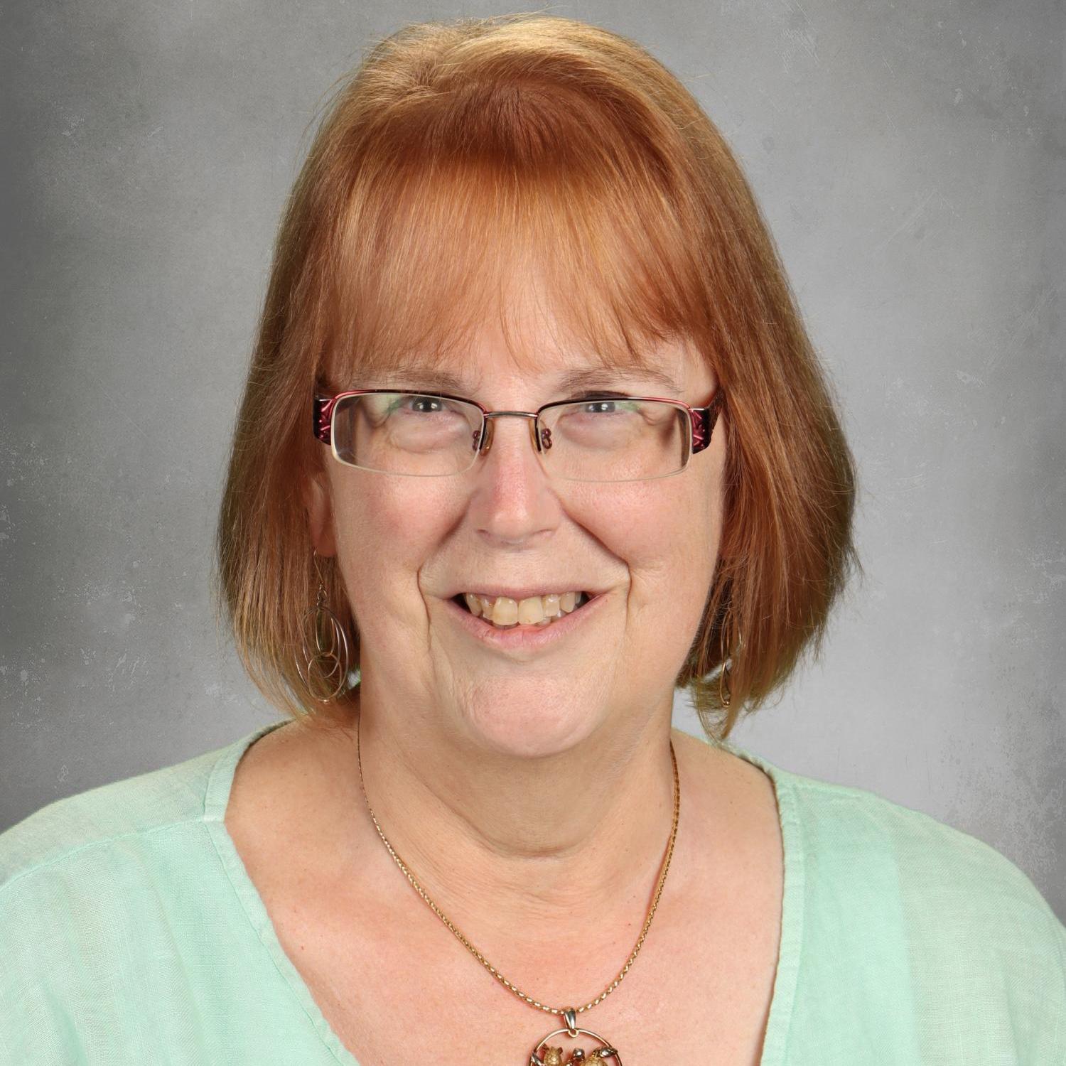 AmyHoltslander's Profile Photo