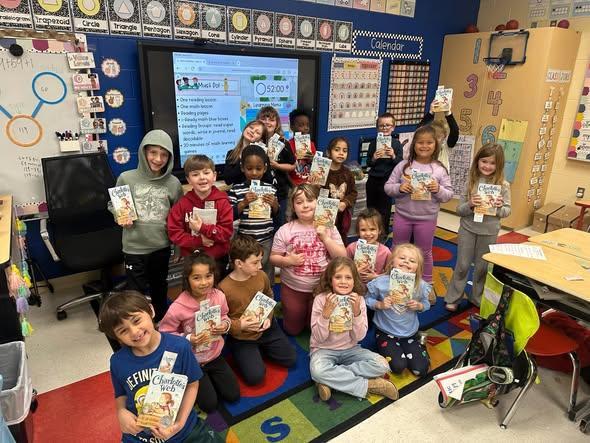 Something is happening at DES... and it’s “SOME PIG!”