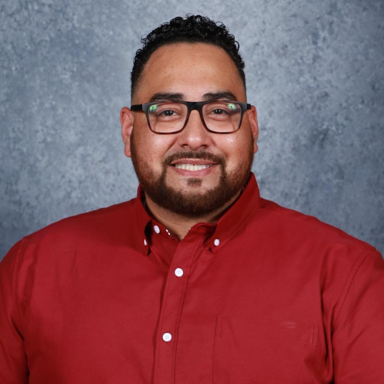 IsraelCuellar's Profile Photo