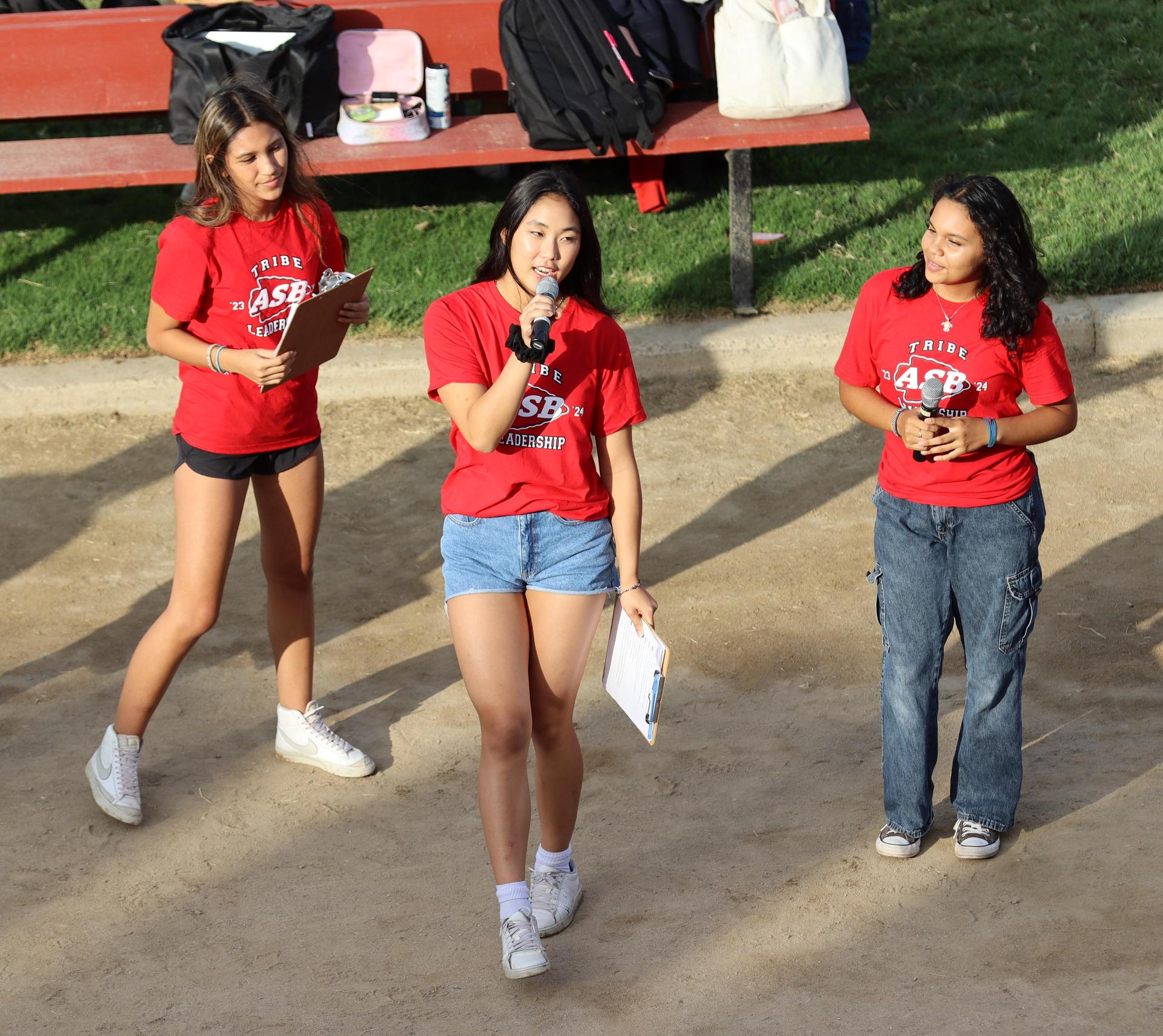 Students and staff enjoying the back to school rally