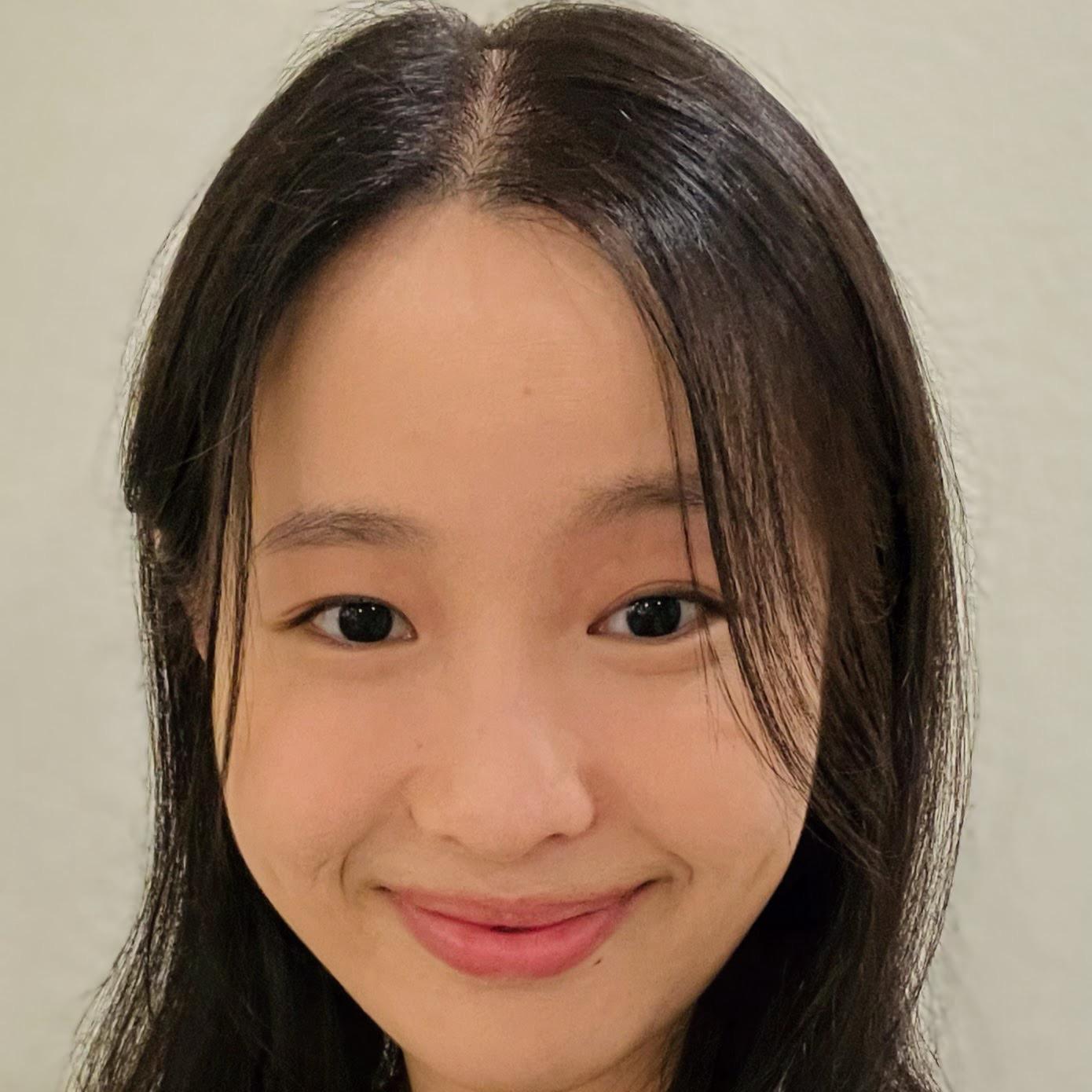 ElizabethDevine's Profile Photo