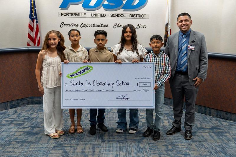 Fifth graders from Santa Fe Elementary