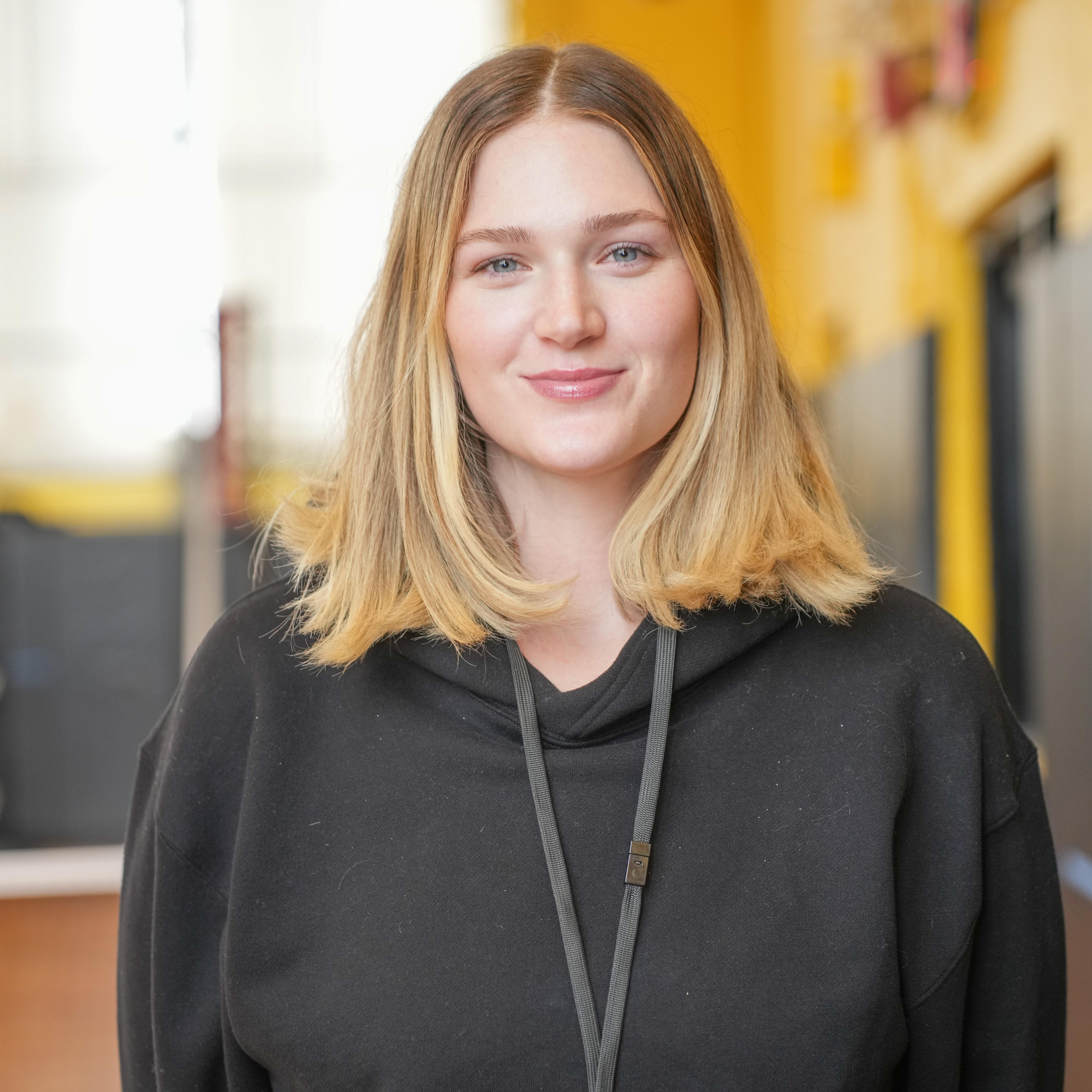 SarahJames's Profile Photo