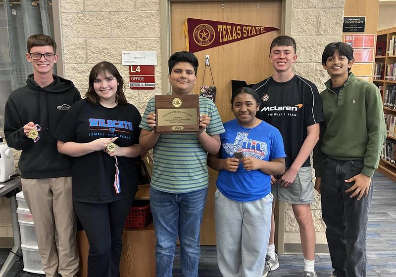 Temple HS Calculator Applications Team Photo