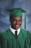SAVE THE DATE FOR SENIOR PORTRAITS ON CAMPUS! Featured Photo