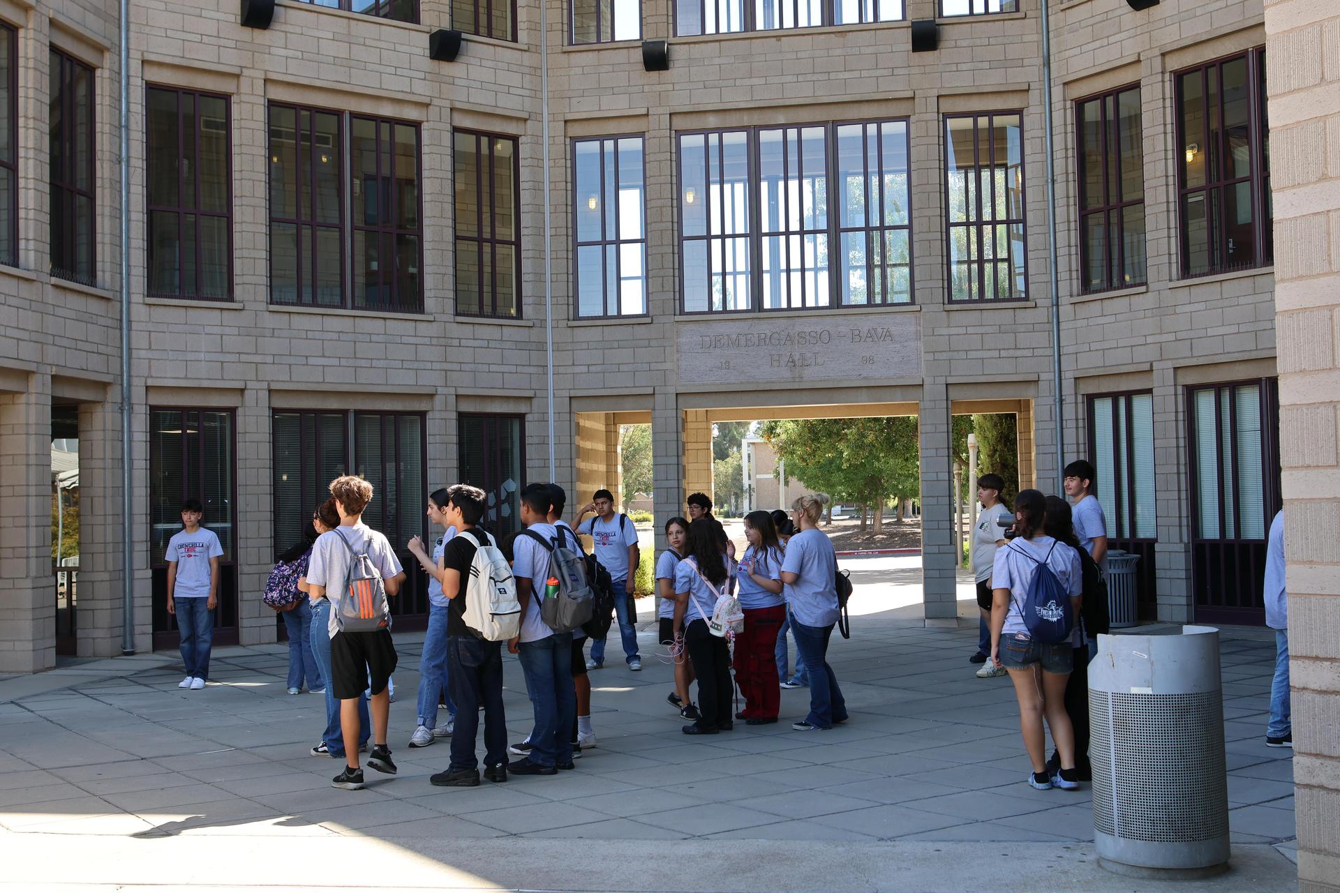 freshmen and staff participating in the summer bridge program