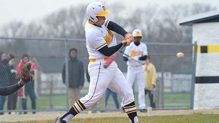 Disabato: Marian Catholic's Angelo Cantelo piles up MVP awards in summer baseball action Featured Photo