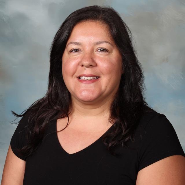 SylviaHillo's Profile Photo