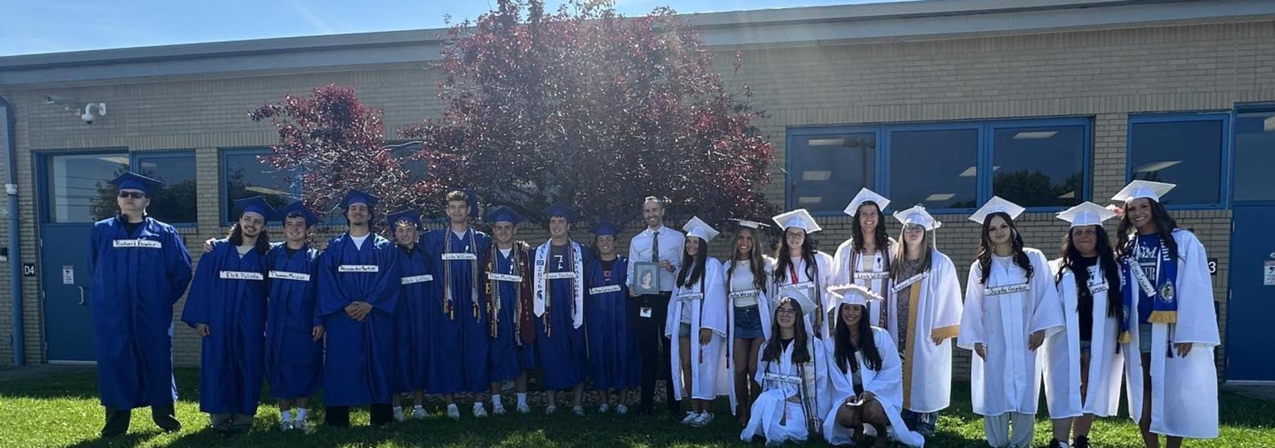 Seniors from Mr. Simons and Mrs. Giger's Kindergarten Classes