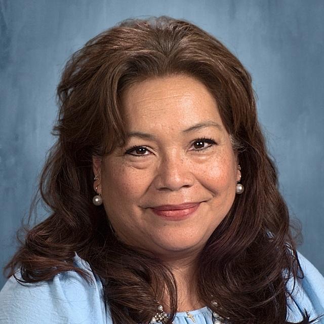 Mary JoGomez-Uranga's Profile Photo