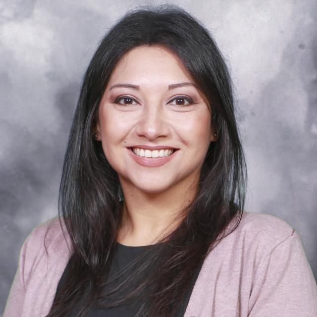 SylviaMontes's Profile Photo