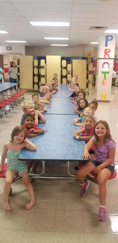 Kindergarten in cafe