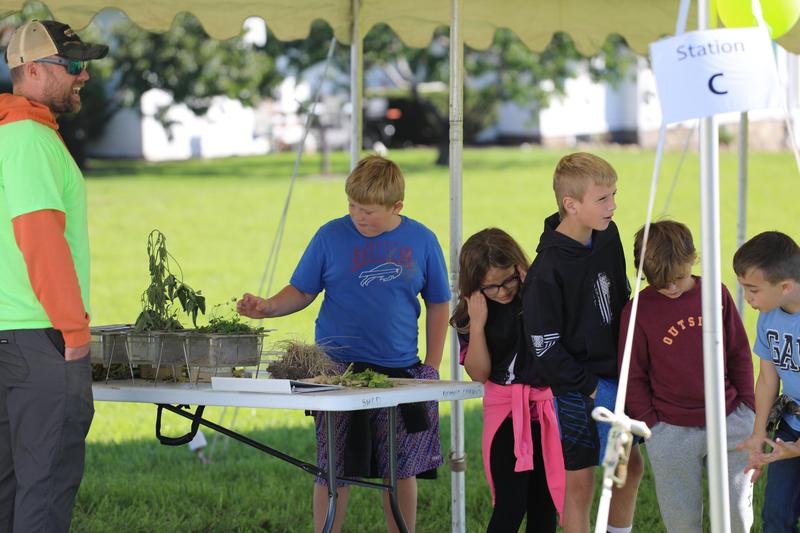 PYE Students Visit Fun on the Farm Featured Photo
