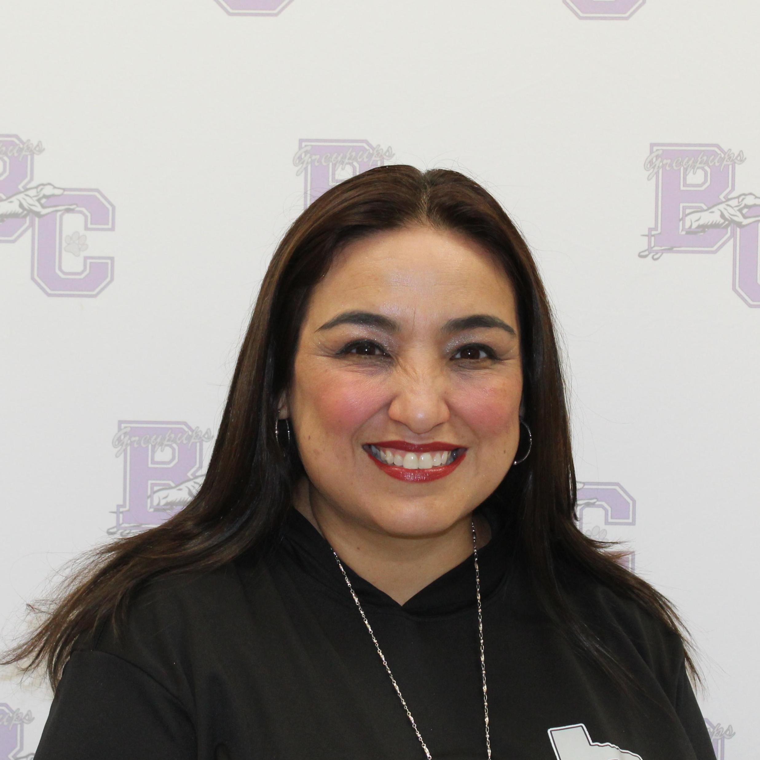 LindaRamos's Profile Photo