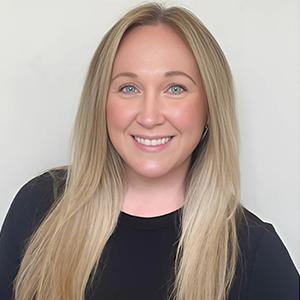 EmilySimunek's Profile Photo