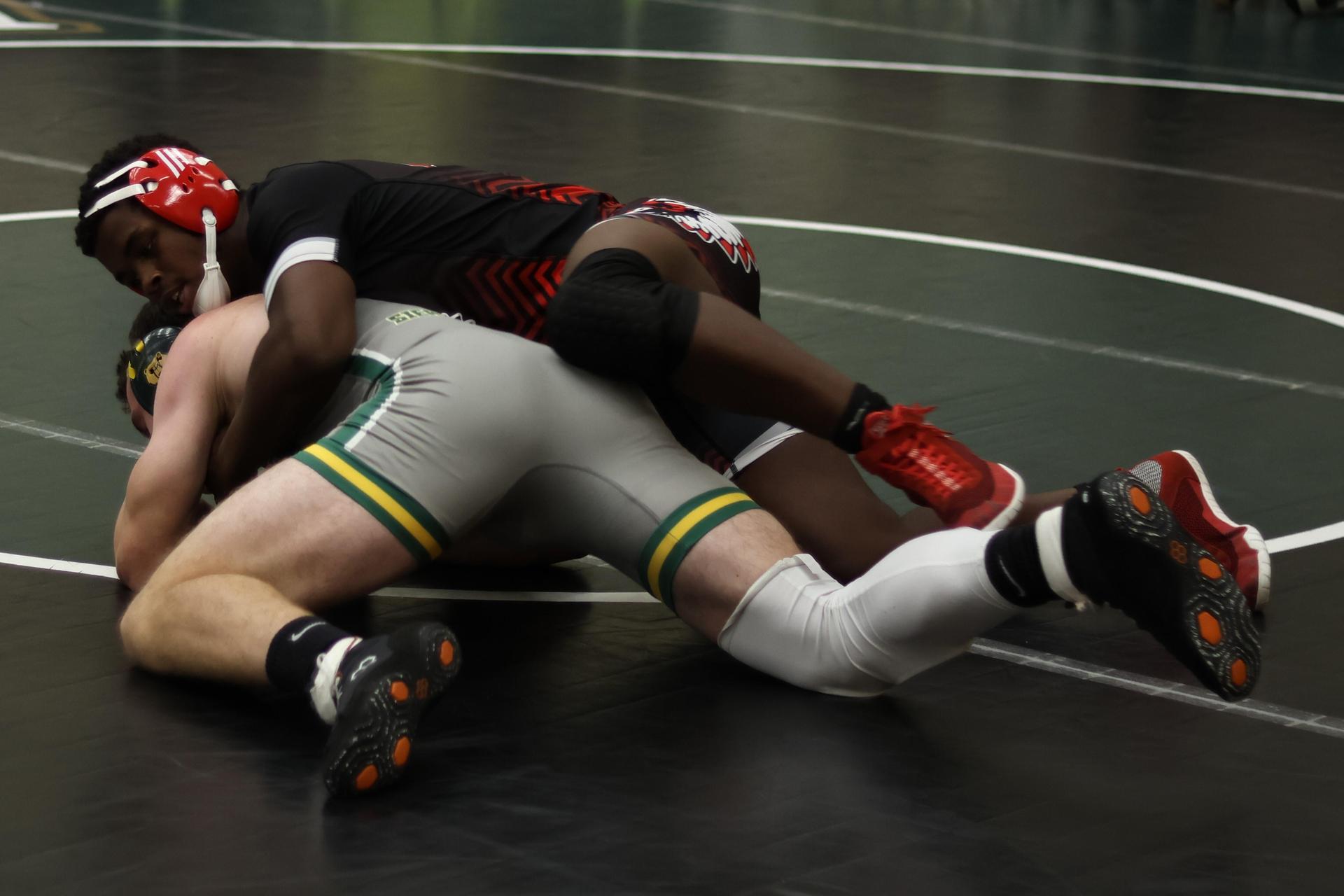 boys wrestling at liberty duals