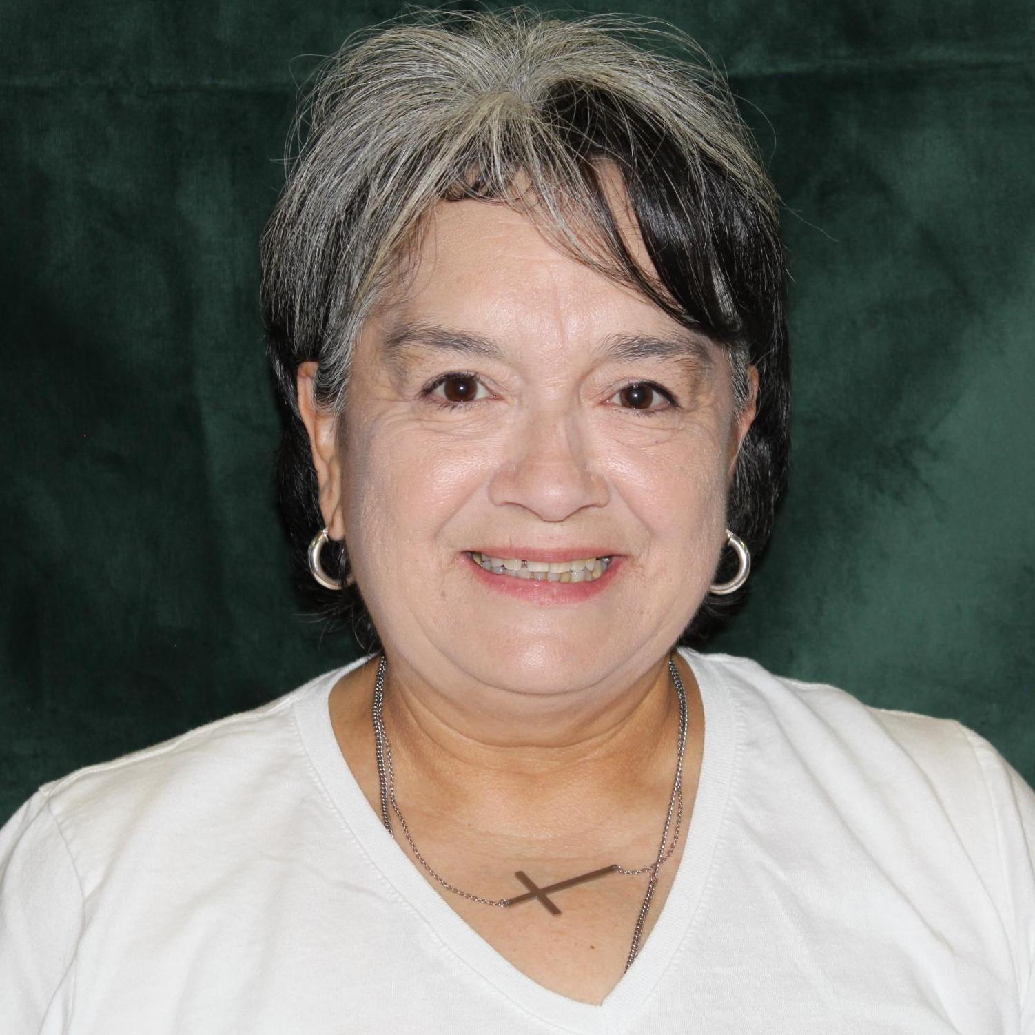 AliceHeredia's Profile Photo