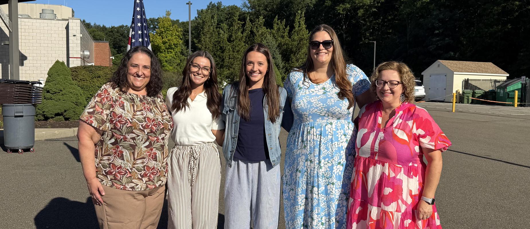 New Region 16 Teachers 2026-2027 - Laurel Ledge Elementary School 

Welcome to the Region!