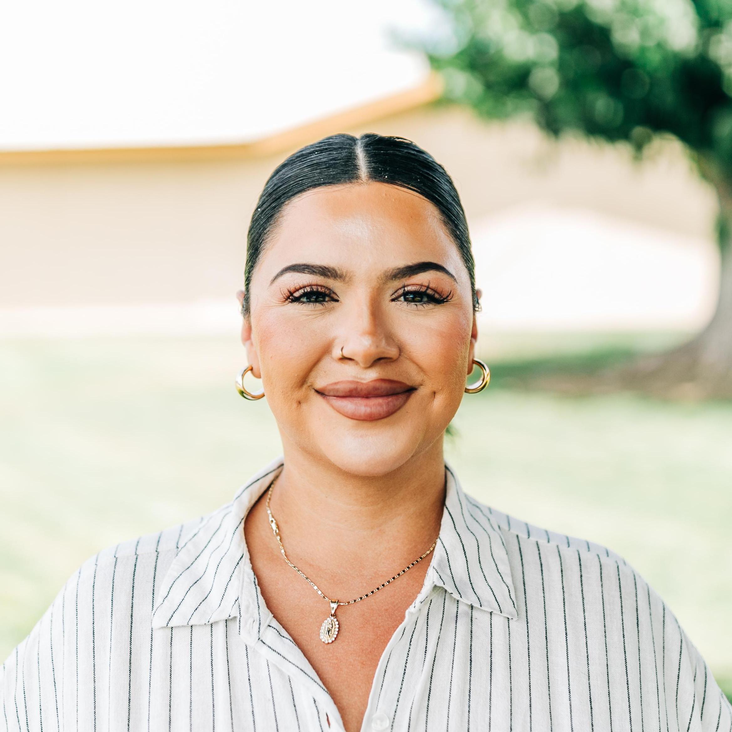 RosaelenaCisneros's Profile Photo