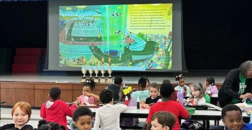 Read Aloud slideshow during lunch for Read Across America Week