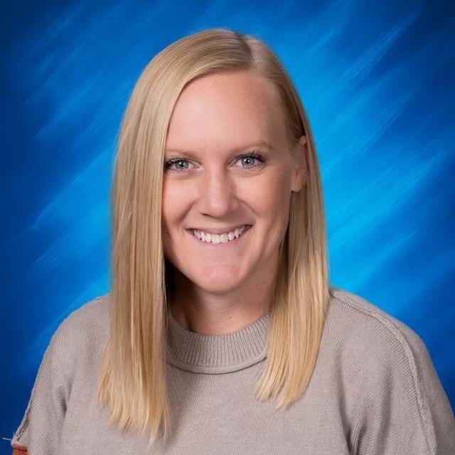 MoniqueGregor's Profile Photo