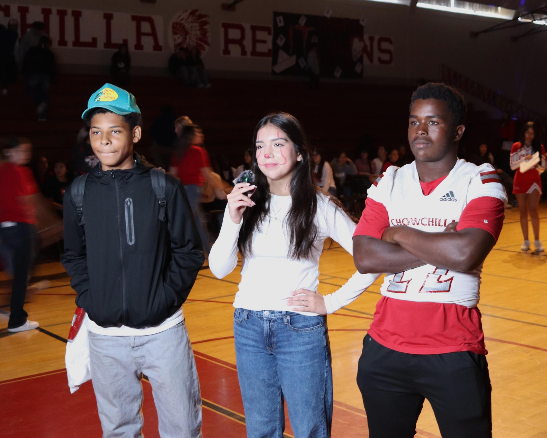 Students and staff enjoying the fall sports rally