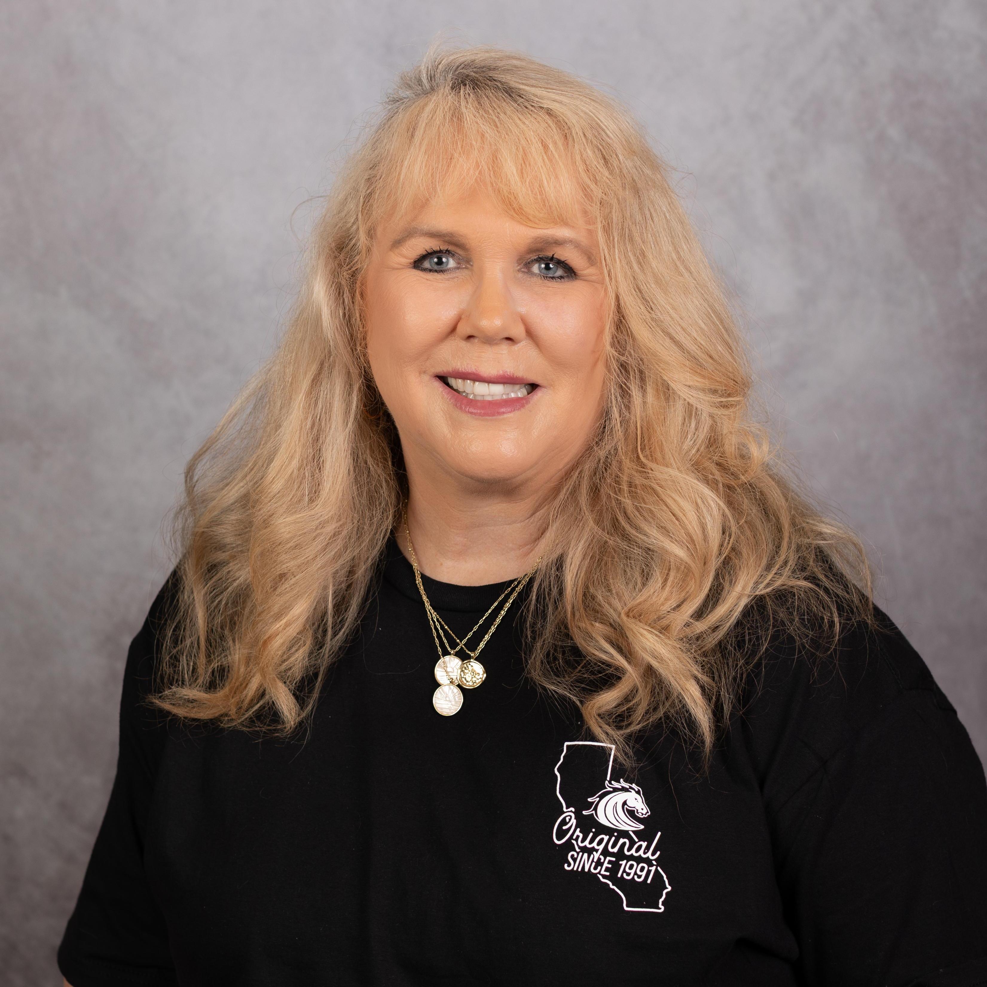SheilaMcLeod's Profile Photo