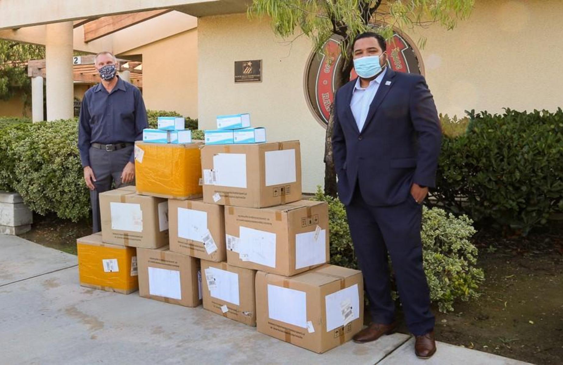 Parent donates masks
