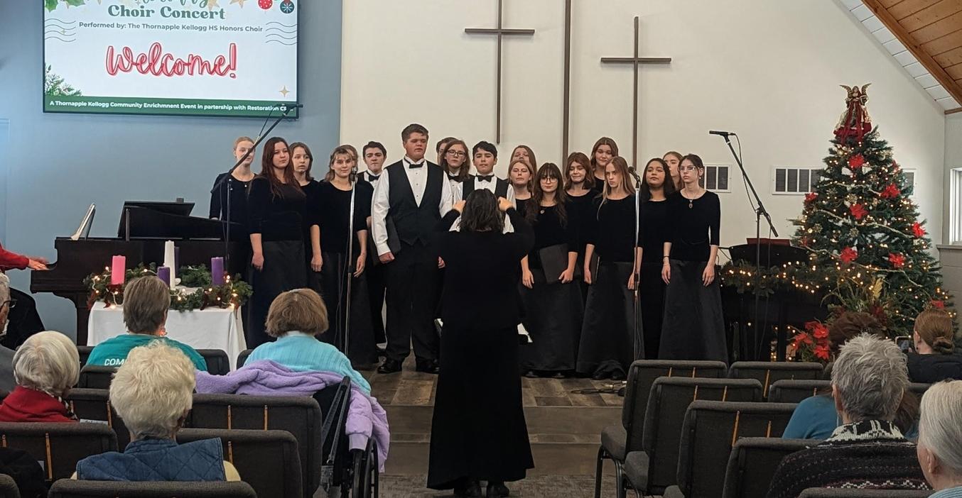 TKHS Honors Choir members perform a holiday concert for the public.