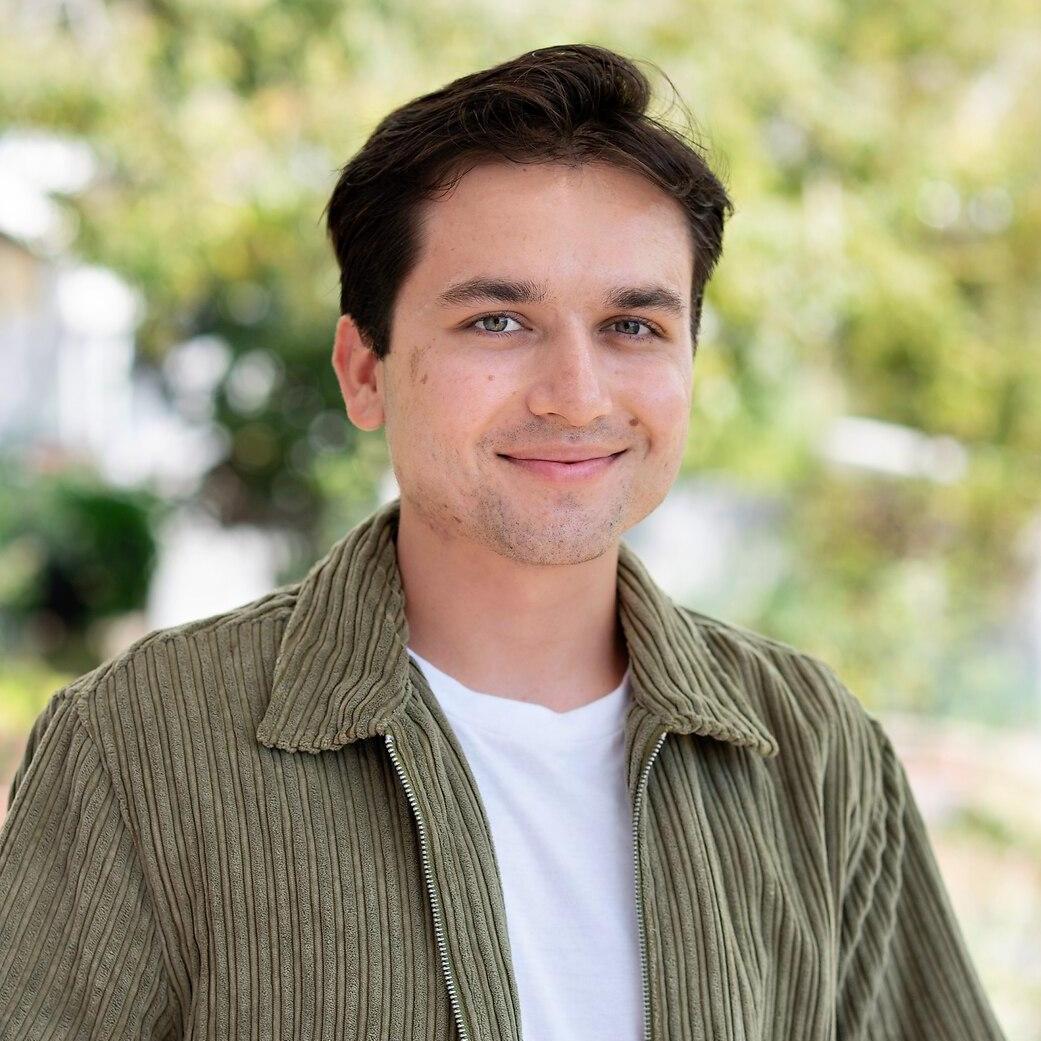 JulianBarba's Profile Photo