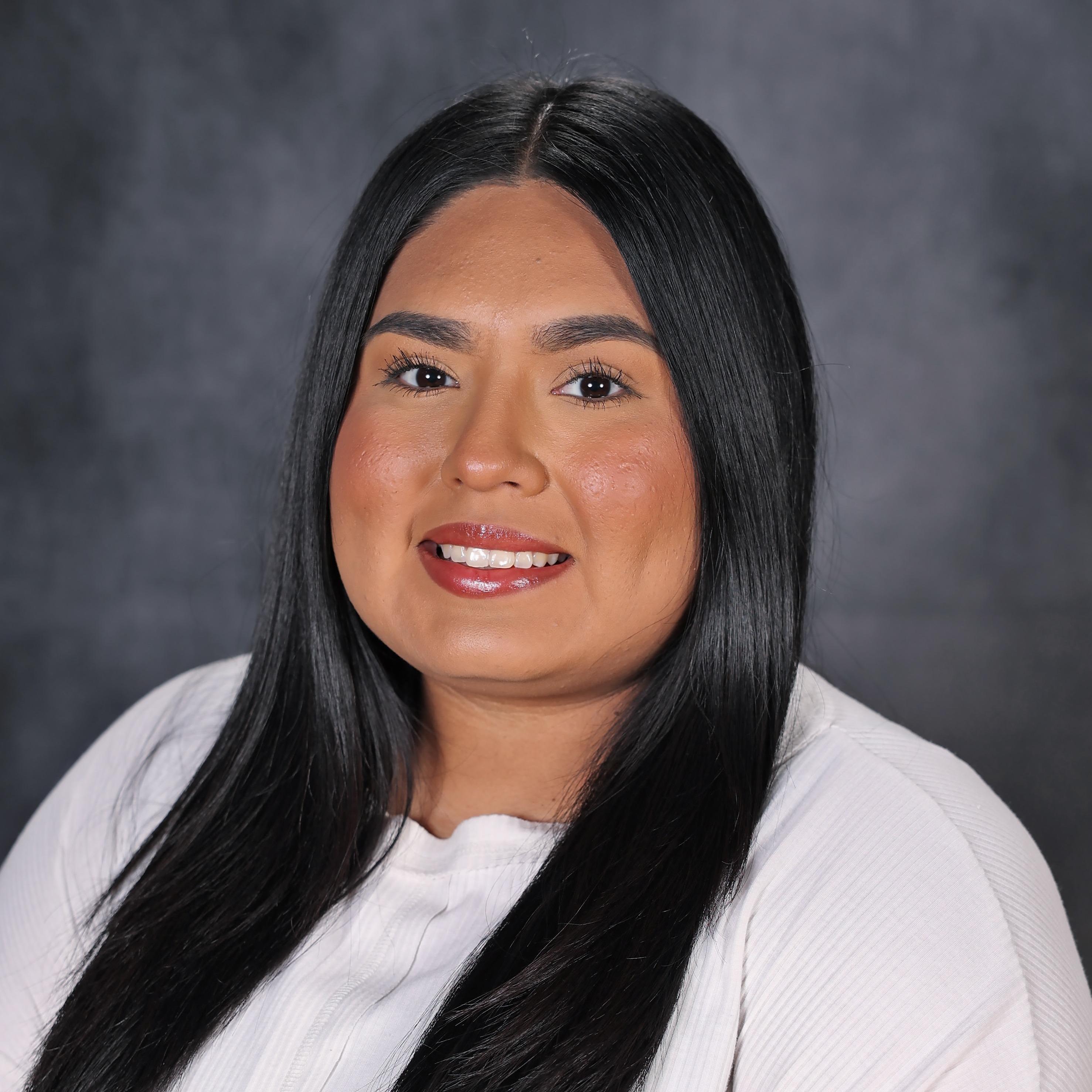 IxcelAlvarado's Profile Photo