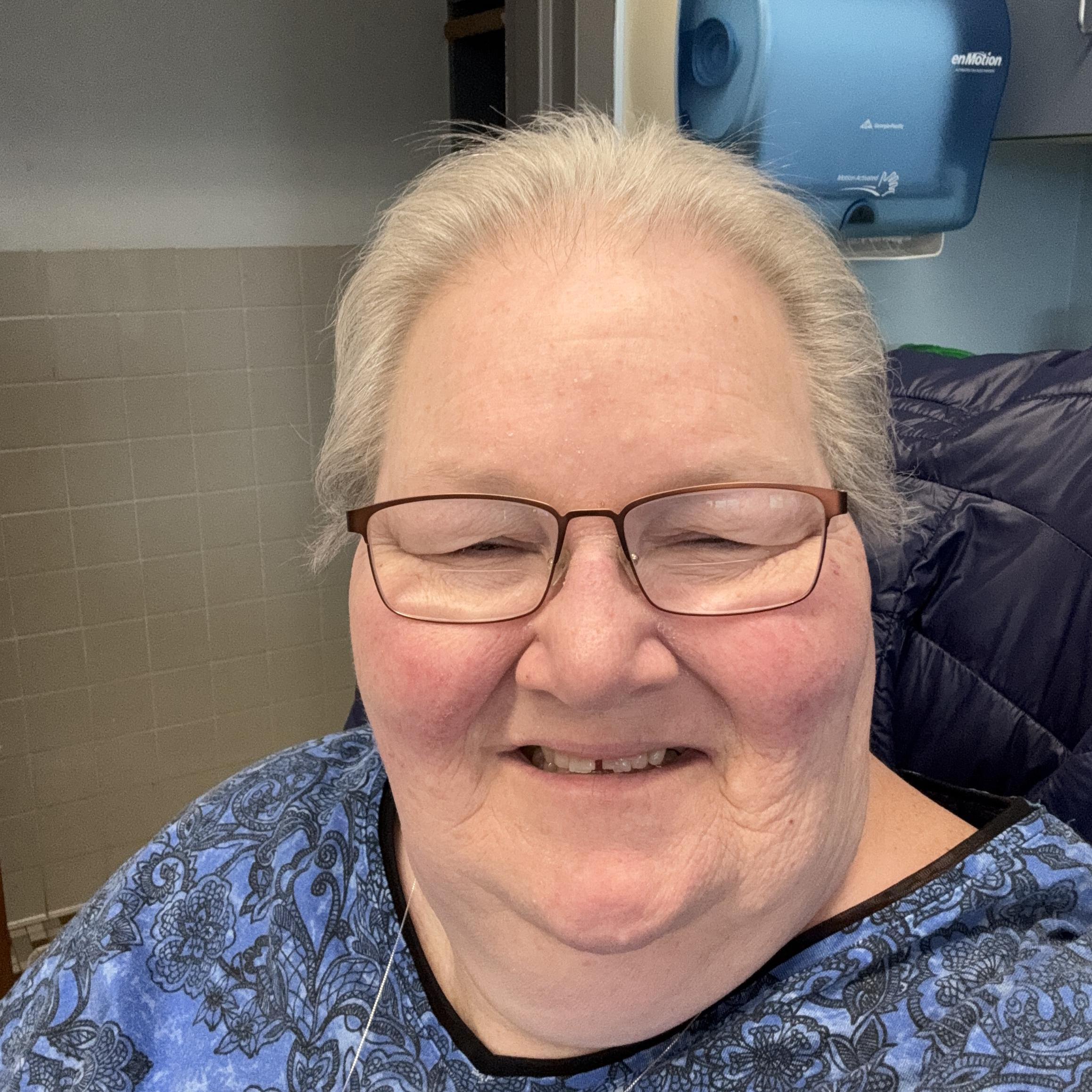 LizCash's Profile Photo