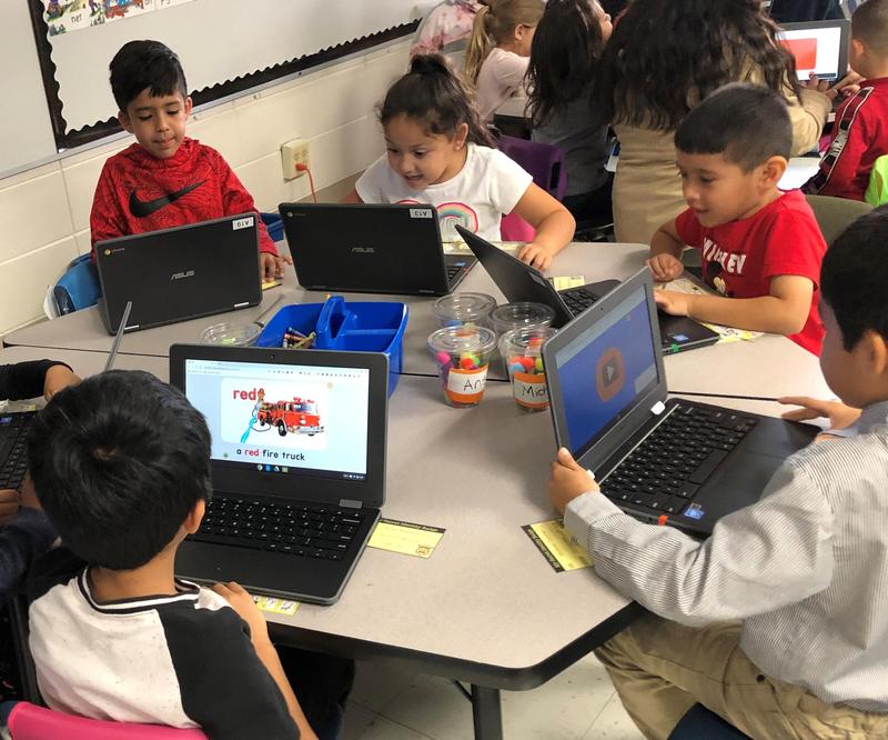 Kindergartners on computers