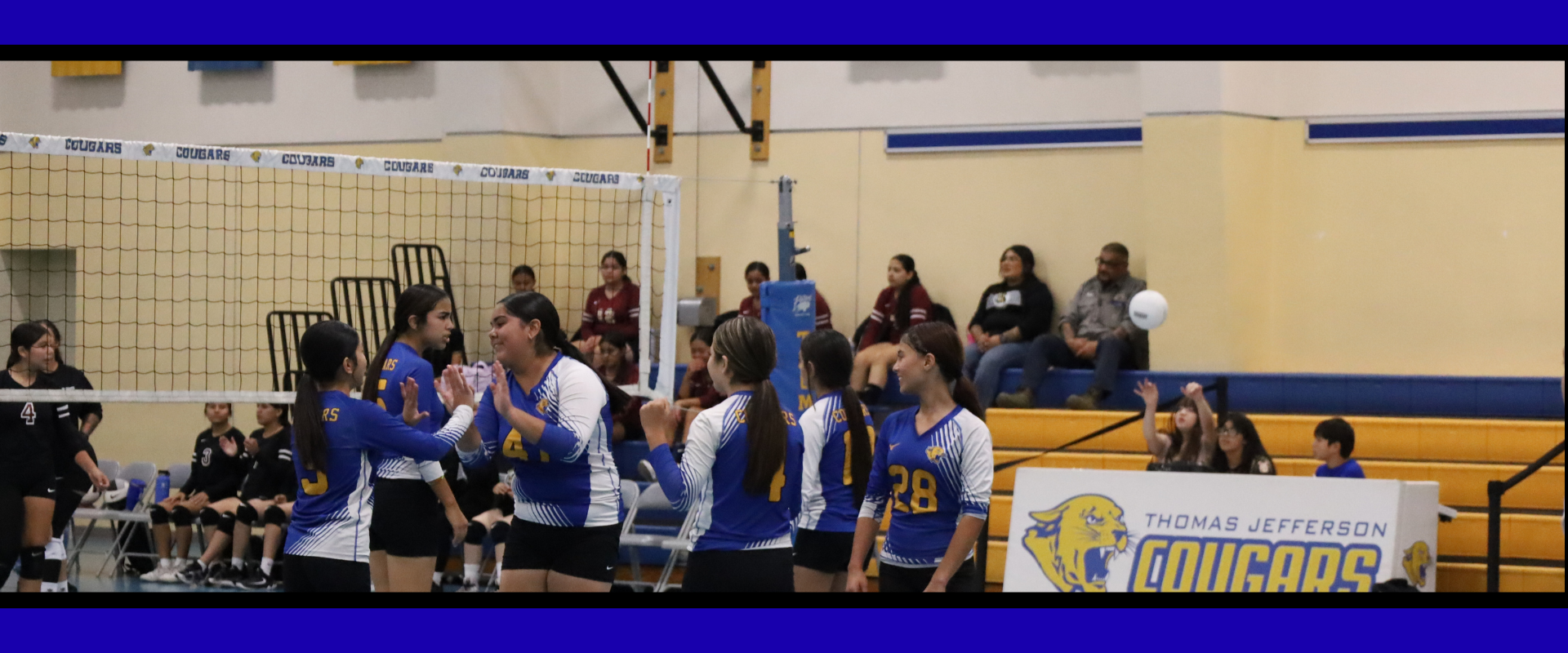 Volleyball team at the TJMS vs Palm game.