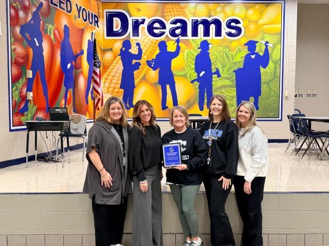 BCES Celebrates with Awards