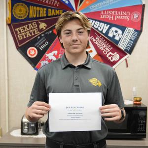 Turner Daudert - Cooke College Scholarship Awardee