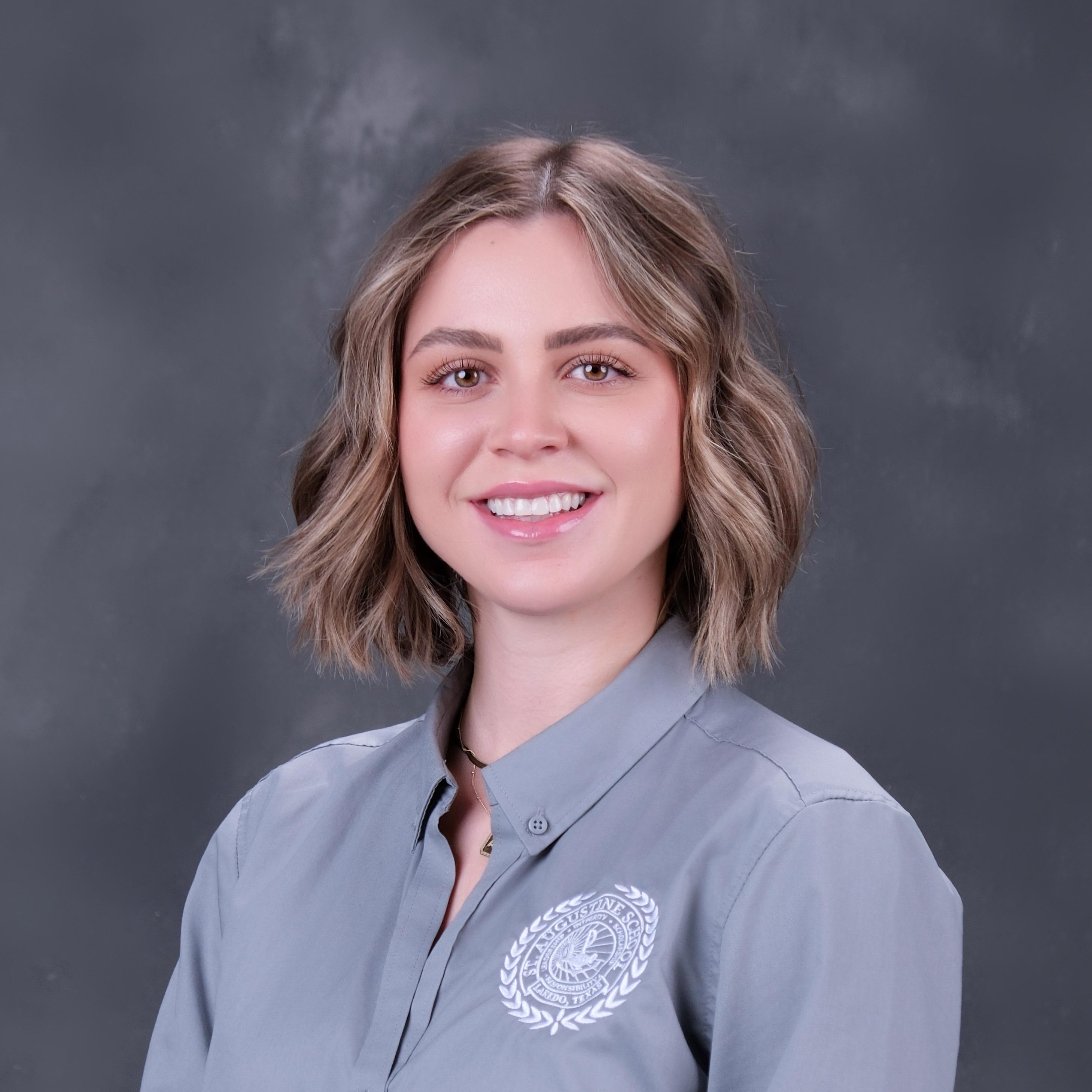 PaulaBenavides's Profile Photo