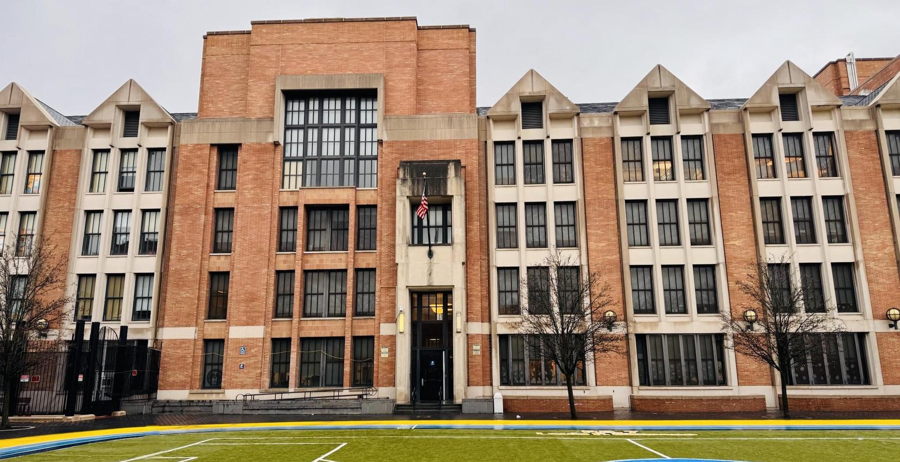 Front yard and main entrance of school
