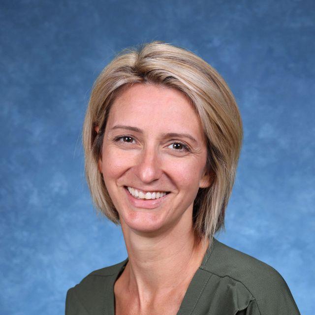 AprilRiccardelli's Profile Photo