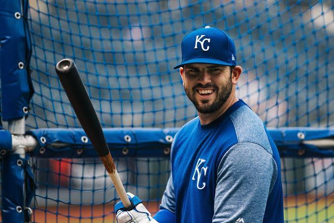 Moustakas action