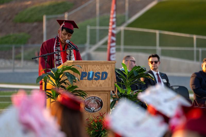 GHHS Graduate addresses the audience