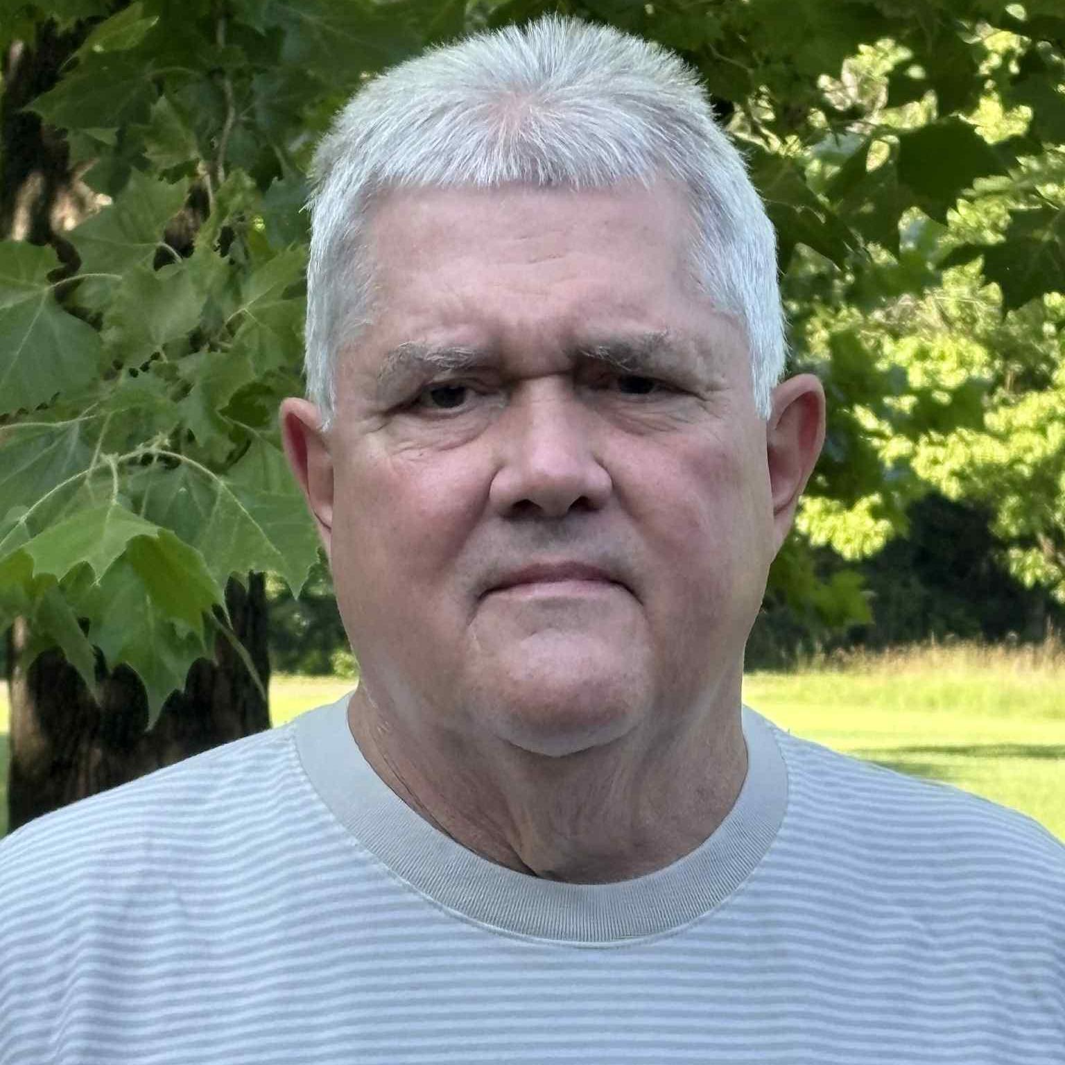 MichaelLewis's Profile Photo