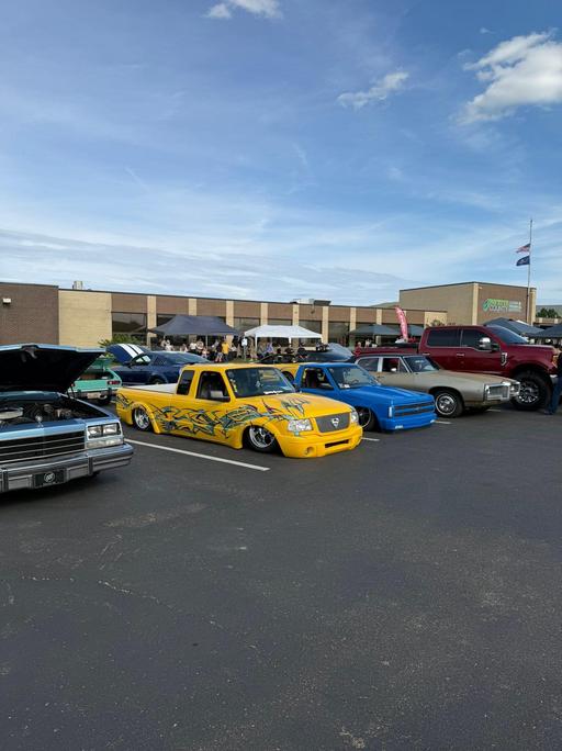 Pictures from the car show.